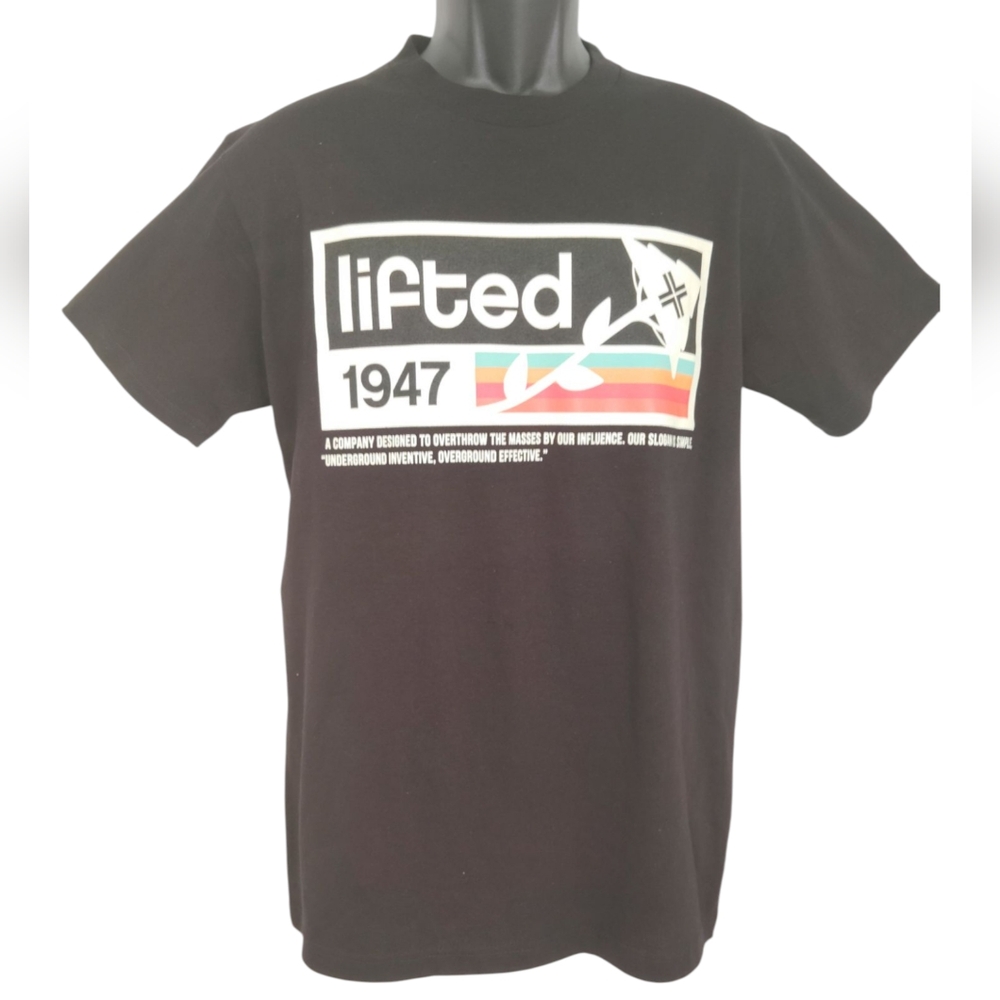LRG Lifted Research Group Short Sleeve T-shirt Sz M NWOT